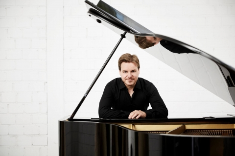 Barpianist für Dinnermusik und konzertante Einlagen (3)